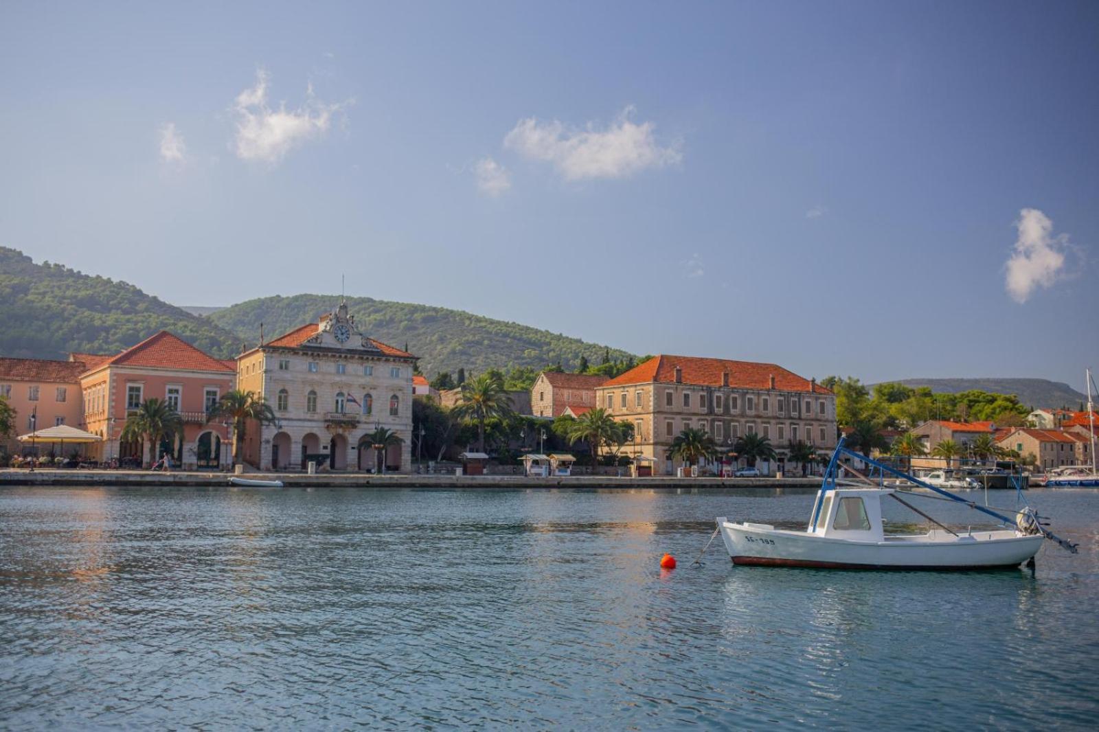 Apartments Plenkovic Stari Grad  Exterior foto